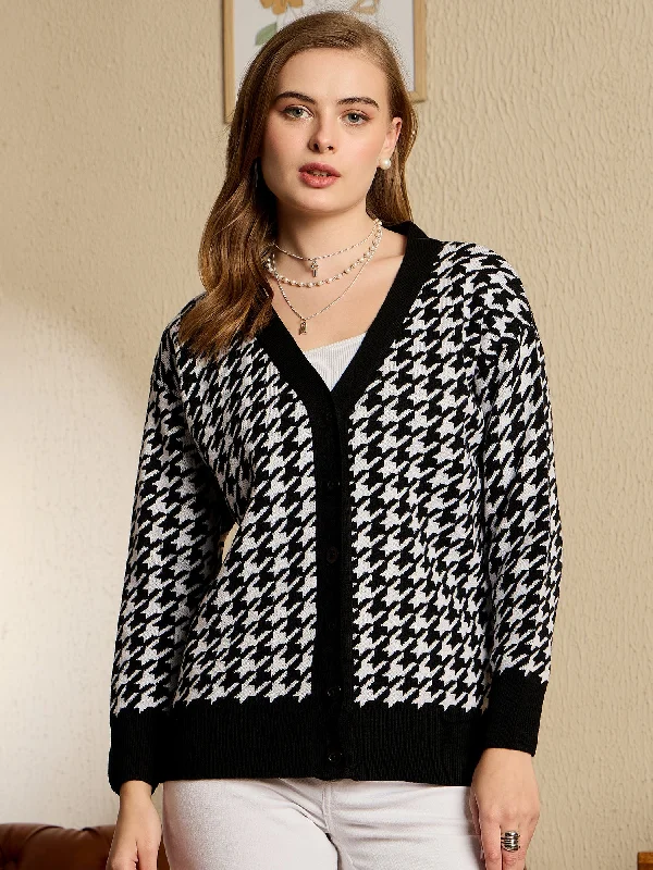 Berrylush Women Black Printed V-Neck Full Sleeve Knitted Acrylic Regular Cardigan